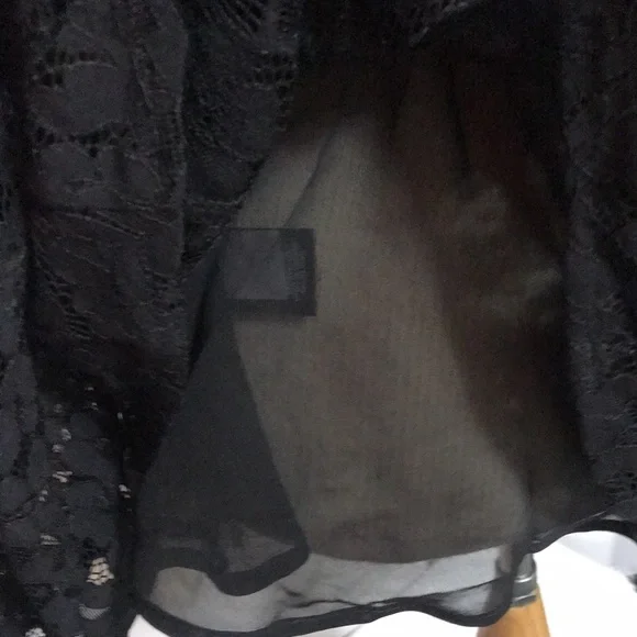 NWT Torrid Peplum Lace Puff Sleeve Top - Picture 8 of 9